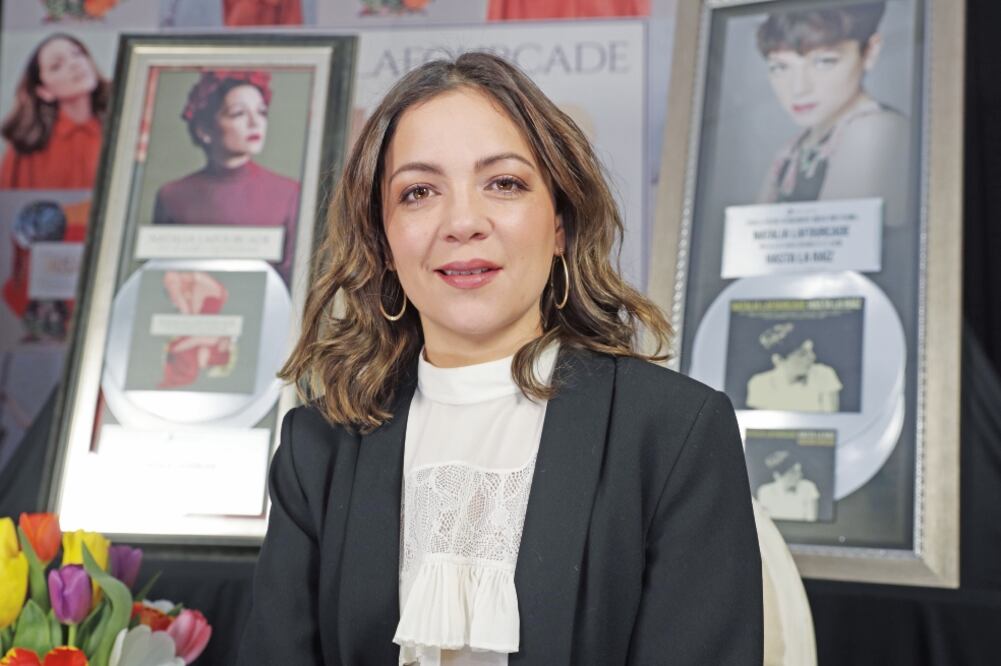 Natalia Lafourcade es la nueva Mercedes Sosa