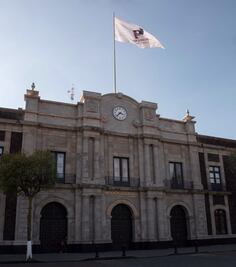 Suspenden actividades presenciales en tribunales del Estado de México 