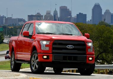 Ford muestra el poder de su F-150 eléctrica