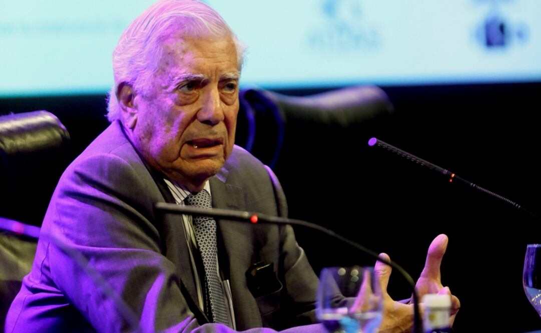 Mario Vargas Llosa. Foto:  EFE/ Fernando Alvarado