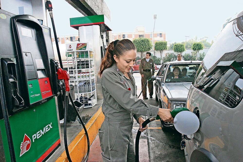 Liberalización de gasolinas debió entrar en 2013: CIDE