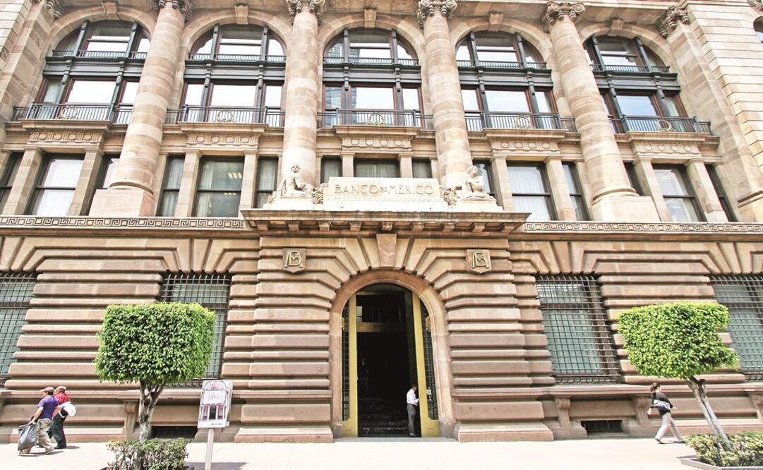 La última vez que Banxico no movió la tasa de interés fue el 13 de mayo del 2021 dejándola en 4%, para después iniciar los incrementos a partir del 24 de junio del mismo año. Foto: Archivo/ EL UNIVERSAL