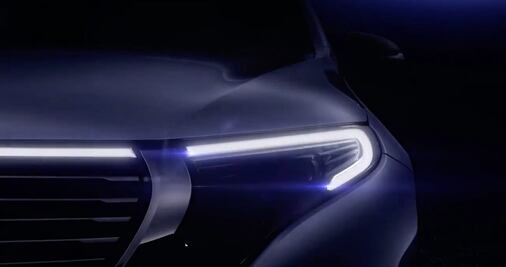Mercedes lanza imagen de su crossover eléctrico