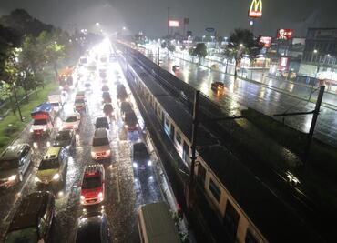 Reanudan servicio de la Línea A del Metro tras tres horas de suspensión