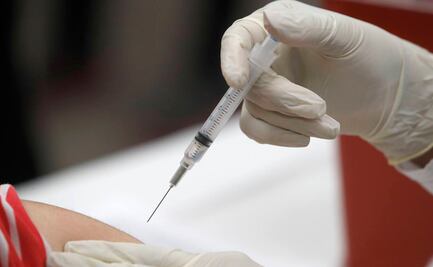 Científicos chinos prevén probar vacuna contra coronavirus en 40 días