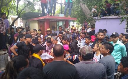 Dan último adiós a líder nacional campesino en Chiapas