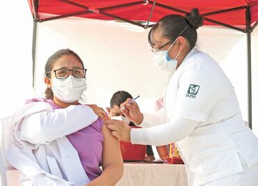Con sus familias tristes, médicos salen a combatir el Covid