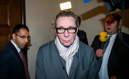 Dos años de prisión al acusado del escándalo de la Academia Sueca