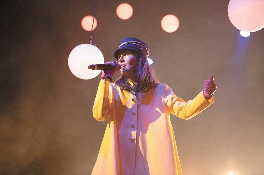 Daniela estrenó dos canciones de su nuevo álbum en su concierto. Foto/DIEGO FIGUEROA