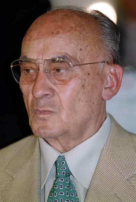 Echeverría celebra 96 años en hospital