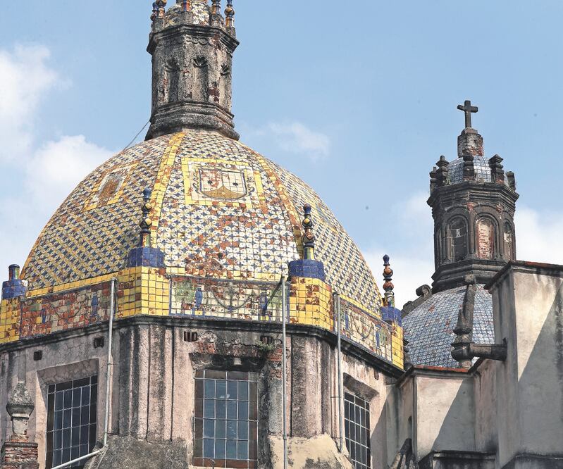 Vulnerables. En 2019 se detectó mayor robo a templos, fieles, ataque directo por odio a la fe y clausura de centros. Foto/ARCHIVO EL UNIVERSAL