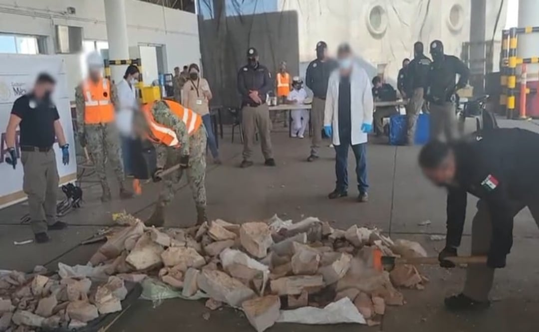 Semar asegura casi 220 kilos de metanfetamina y cocaína en puerto de Veracruz; droga estaba oculta en piedra laja. Foto: Especial