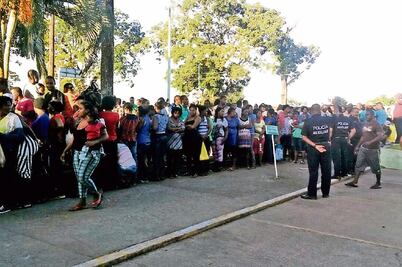 Indaga INM a ex funcionarios; tramitan salvoconductos falsos 