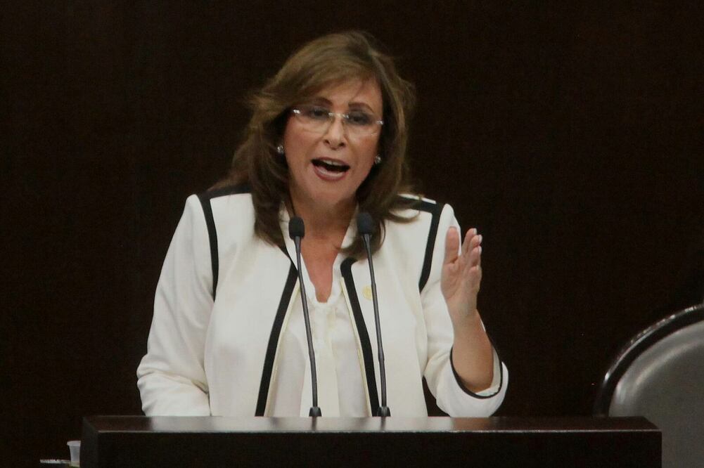 La diputada Rocío Nahle durante su posicionamiento. (Lucía Godínez/ EL UNIVERSAL)