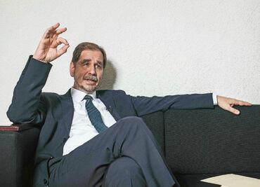 “Pienso embarcarme en la tormenta por la que cruza el PRD”