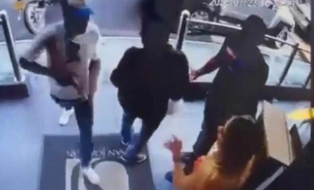 El hecho quedó registrado en video. Foto: Tomada del video