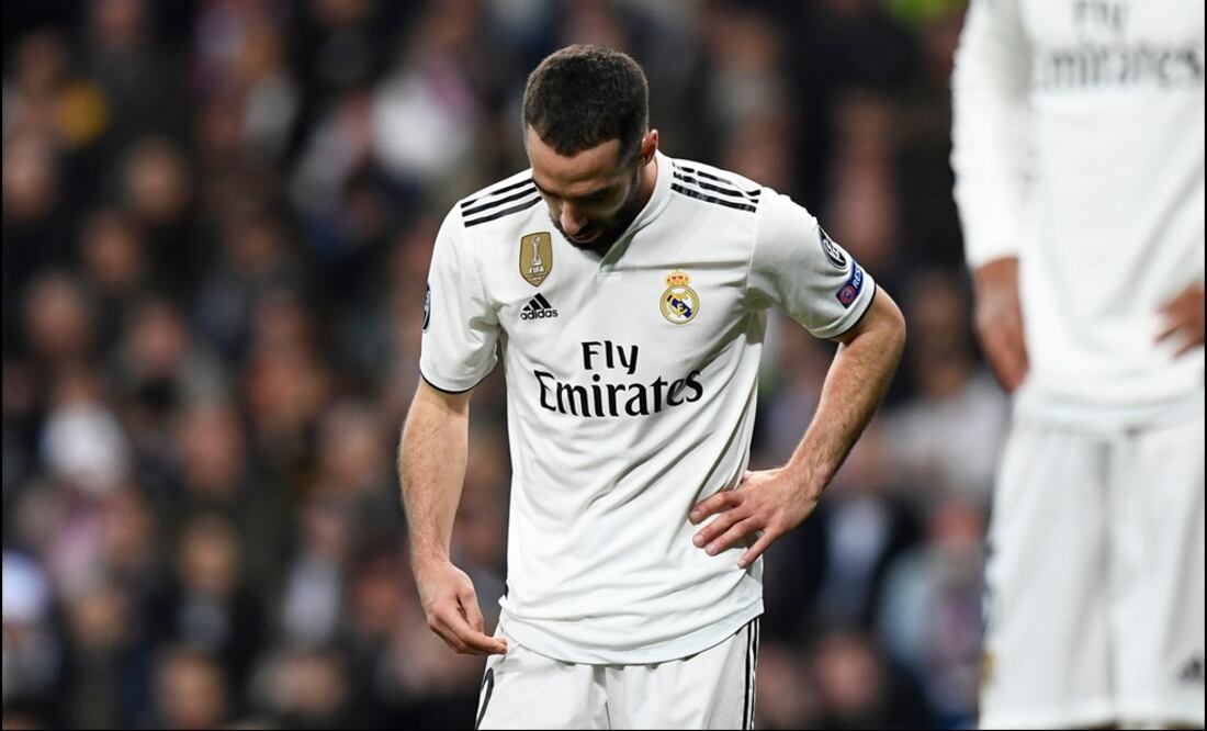 Dani Carvajal se lamenta por la derrota del Real Madrid frente al Ajax. Foto: AFP