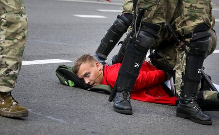 Protestas contra Lukashenko dejan más de 200 detenidos en Bielorrusia