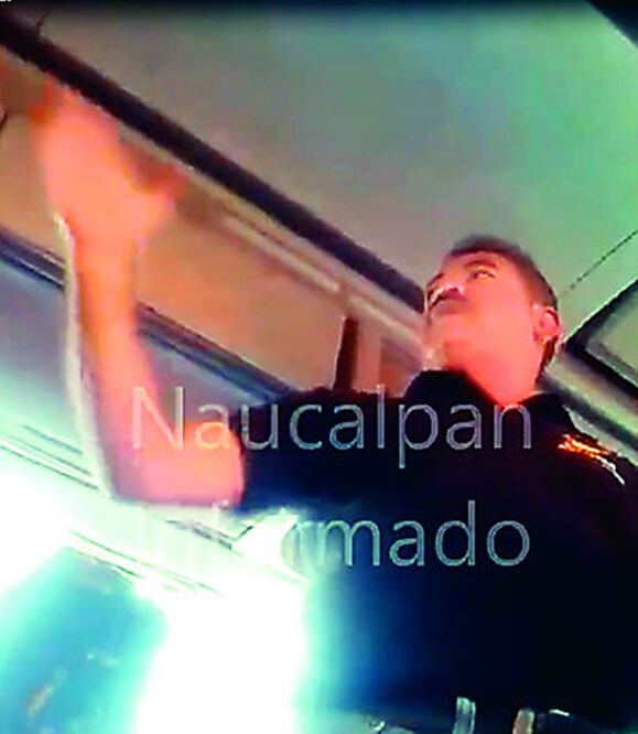 El diputado José Reyes fue captado en un video ofreciendo mil pesos a cambio de un voto a favor de David Sánchez Guevara (ESPECIAL)