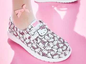 Hello Kitty es la estrella de la nueva colección de zapatos Hey Dude