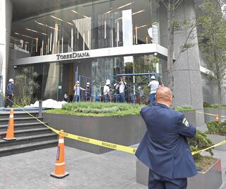 Pánico por balacera en La Diana; policía hiere a un ladrón