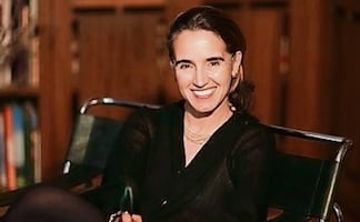 Somos misterio, una novela sobre la fe y los trabajos de la mujer