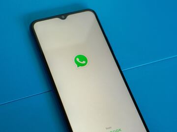 Así puedes enviar mensajes y fotos por WhatsApp sin abrir la app