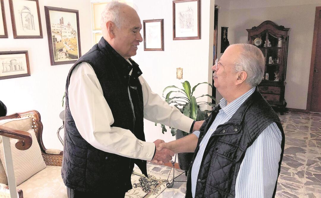 Busca Gordillo ayuda de frente enemigo