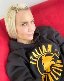 Critican a Michelle Vieth por sus selfies sin maquillaje