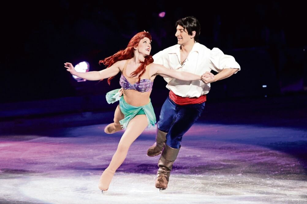 Los personajes se desplazan sobre una gran pista de hielo (CARLOS MEJÍA. EL UNIVERSAL)