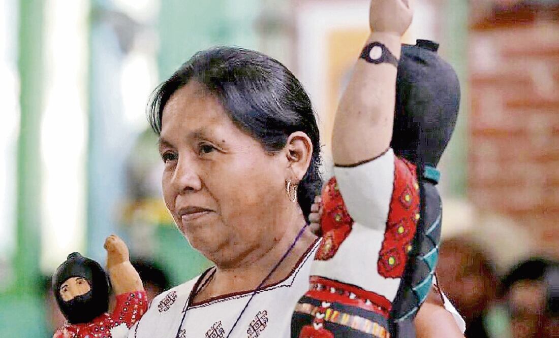 La decisión de que la voz del CIG fuera una mujer obedece a que éstas logran vincular a la lucha a los hijos, a los nietos, los hermanos, la indígena coca Rocío Moreno. (Fotos: FREDY MARTÍN PÉREZ)