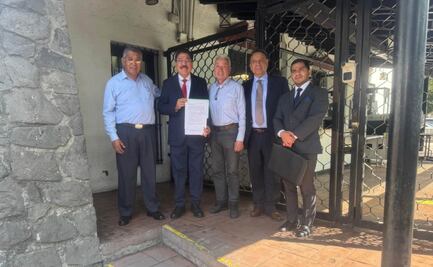 Ulises Ruiz busca fundar “México Nuevo”; entrega ante el INE solicitud de registro de partido político