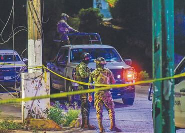 Hallan dos cuerpos desmembrados en la Autopista del Sol