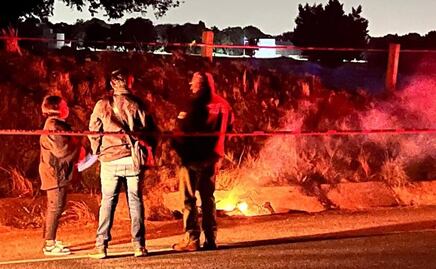 Hallan dos cuerpos calcinados en carretera de Tlaxcala; uno podría corresponder al de un niño 