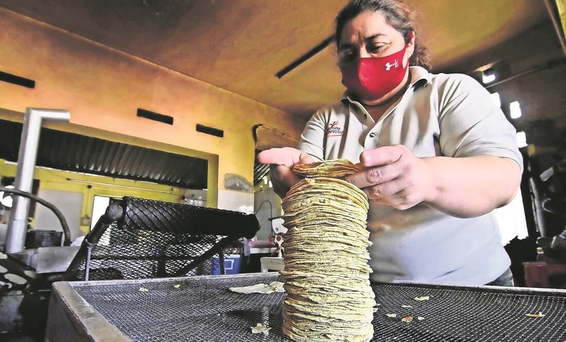 El precio promedio de la tortilla en las principales ciudades del país subió 3.60 pesos con respecto a 2021. Foto: Archivo/EL UNIVERSAL.