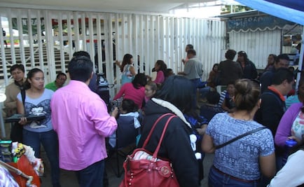 Maestros protestan frente al IEEPO