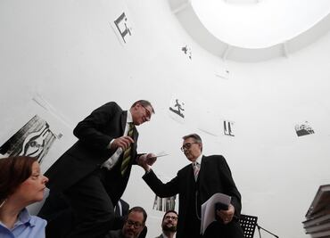 Dan mantenimiento a ocho esculturas de la Ruta de la Amistad