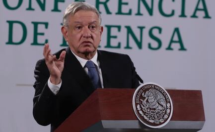 AMLO critica que intelectuales no sepan que las obras generan empleos y pidan que se detengan