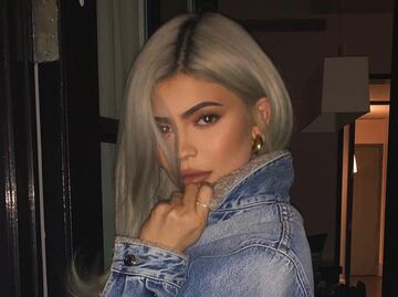 Kylie Jenner estrena look y arrasa en redes sociales