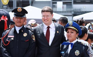 Se gradúan 224 nuevos policías en Iztacalco; Policía Bancaria e Industrial cumple 85 años