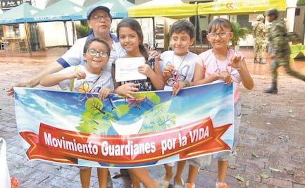 Javier, a sus 11 años ya sufrió amenazas por luchar por el medio ambiente