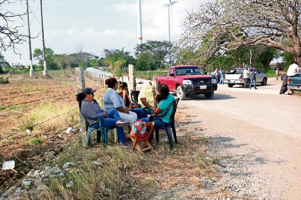 Como resultado del bloqueo a los accesos al parque eólico, 30 de las 80 turbinas están fuera de operación. (ALBERTO LÓPEZ. EL UNIVERSAL)