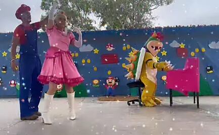 VIDEO: Maestros y directora cantan "Peaches" de Mario Bros en escuela de Tamaulipas