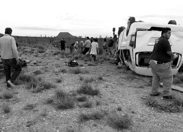 Accidente de caravana de Marichuy una persona muerta y 11 heridos