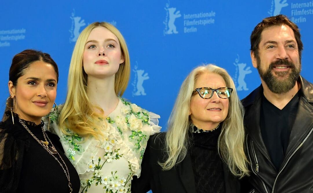 Salma Hayek, Elle Fanning, Sally Potter y Javier Bardem Foto: AFP 