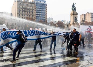 Milei atiza división con reforma económica