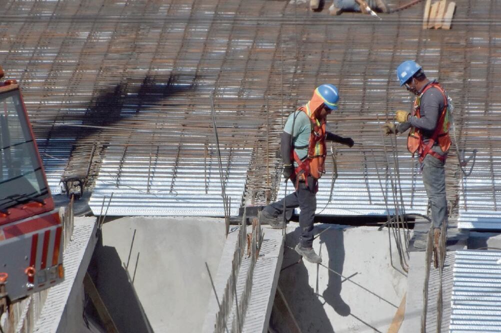 La reparación del socavón que se generó el pasado 12 de julio costará 70 millones de pesos, dice SCT. (TONY RIVERA. EL UNIVERSAL)