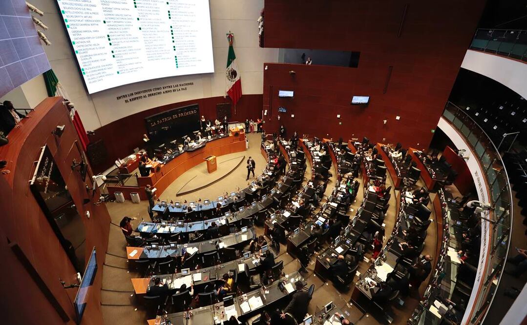 El recurso contra la eventual aprobación de la reforma a la Ley de Revocación de Mandato también sería respaldado por los seis senadores del Grupo Plural. Foto: Archivo/EL UNIVERSAL