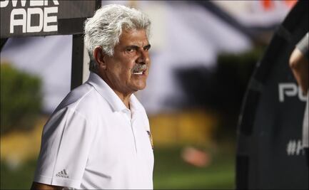 Cruz Azul hace oficial la llegada del Tuca Ferretti como nuevo DT del equipo