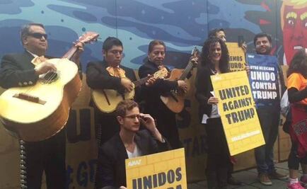 'Gringos' start anti-Trump campaign in Mexico City